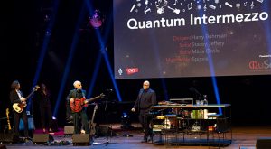 Harry Buhrman, Stacey Jeffery and Maris Ozols performed at ‘Gala van de Wetenschap’